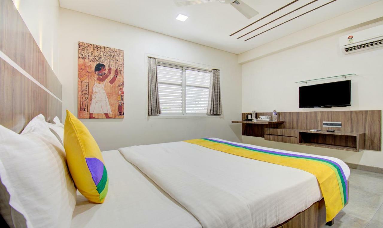 Treebo Lalaji'S Executive Hotel Aurangábád Kültér fotó